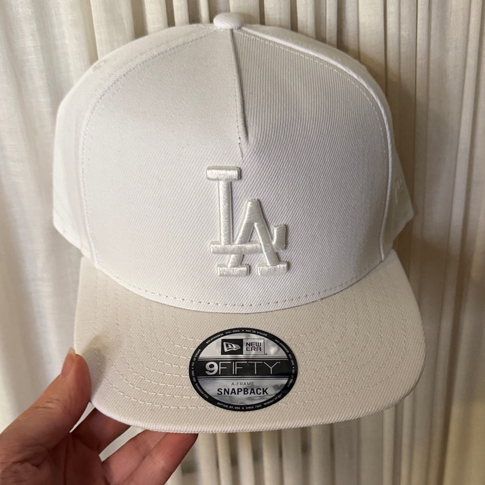 New Era LA DODGER White 9FIFTY Snapback Hat